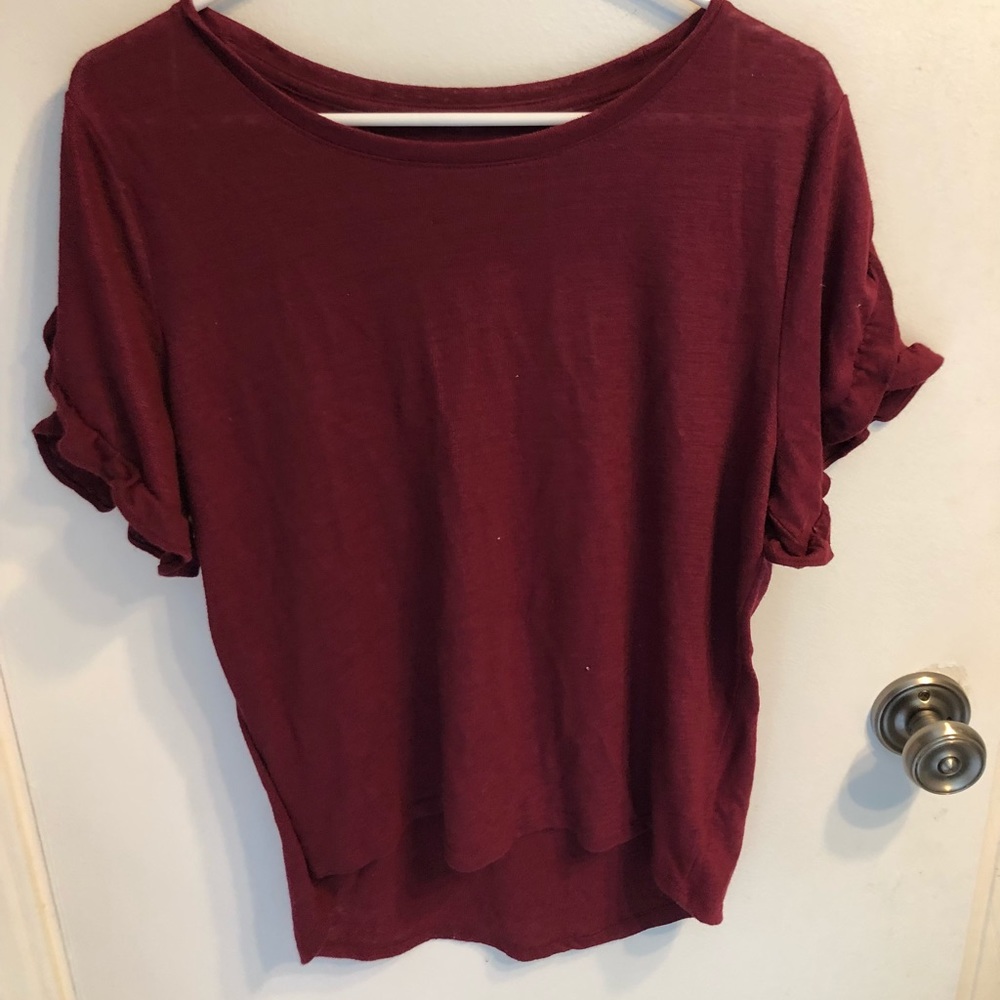Deep red hi-lo T-shirt with ruffle sleeves